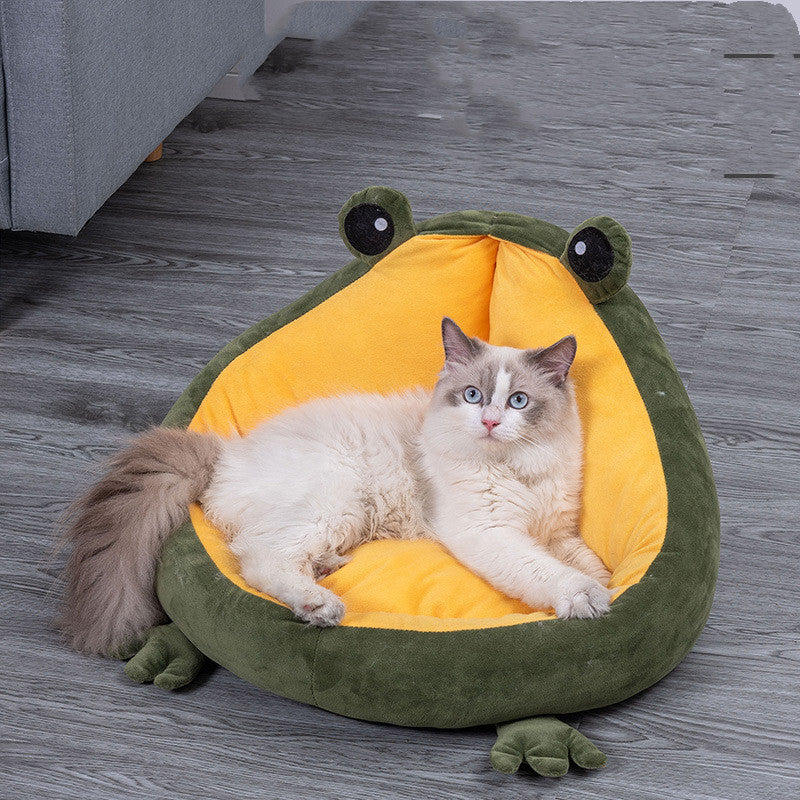 Cozy Winter Frog Nest: The Perfect Semi-Enclosed Bed for Cats