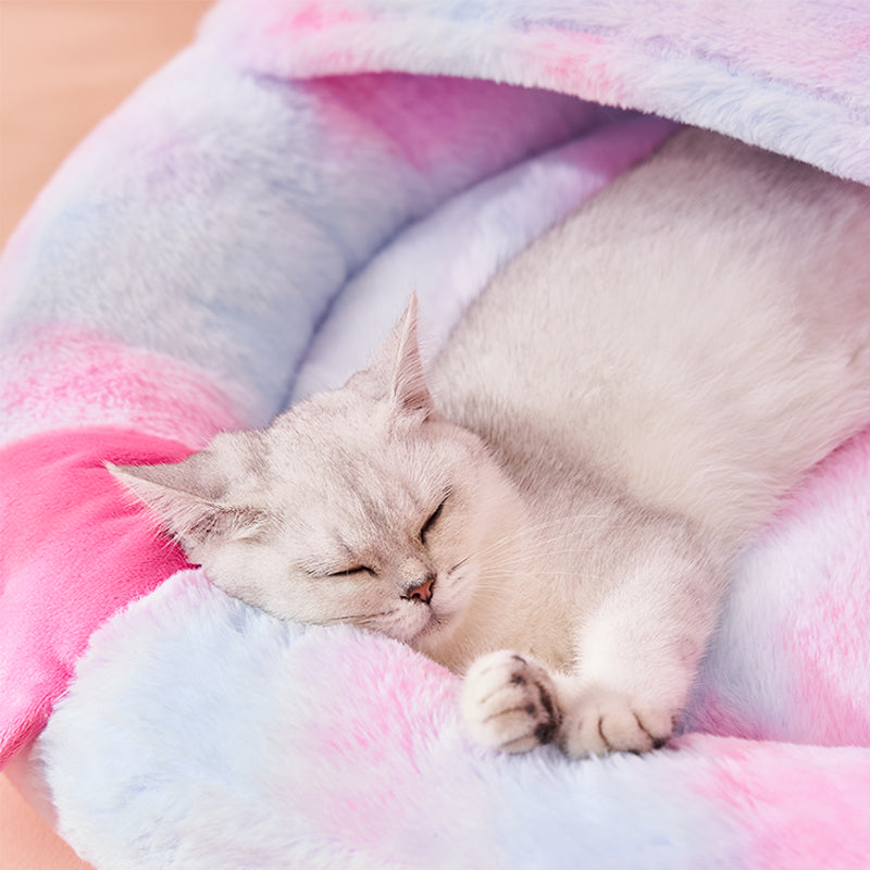 Cozy Winter Cat Bed: Keep Your Pet Warm and Comfortable